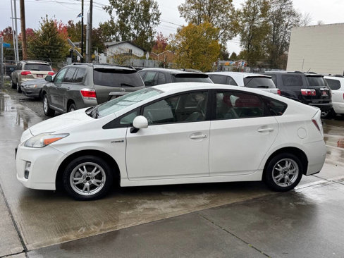 Used 2010 Toyota Prius Five image 4