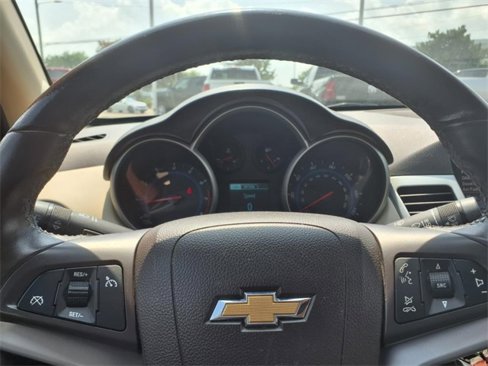 Used 2016 Chevrolet Cruze LT image 22