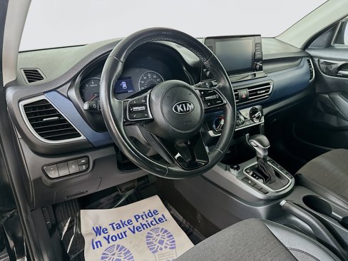 Certified 2021 Kia Seltos S image 9