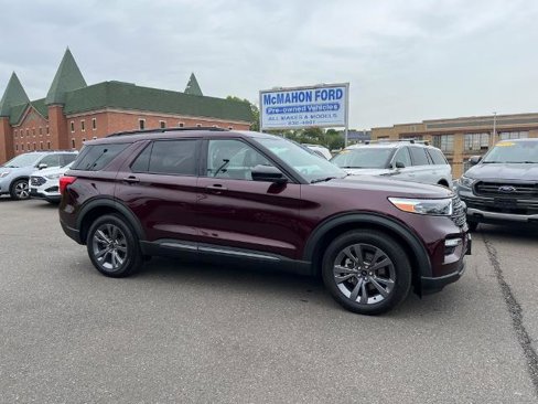 Certified 2022 Ford Explorer XLT w/ Equipment Group 202A image 1