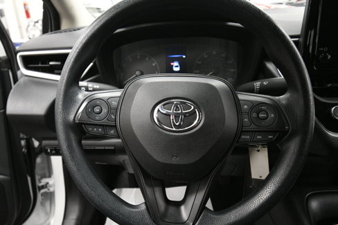 Used 2023 Toyota Corolla LE image 12