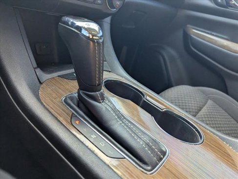 Used 2019 GMC Acadia SLE w/ LPO, Floor Liner Package image 13