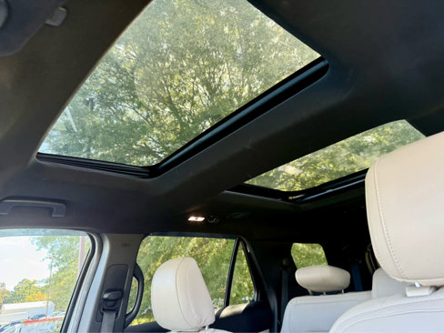 Used 2018 Ford Explorer Limited image 9