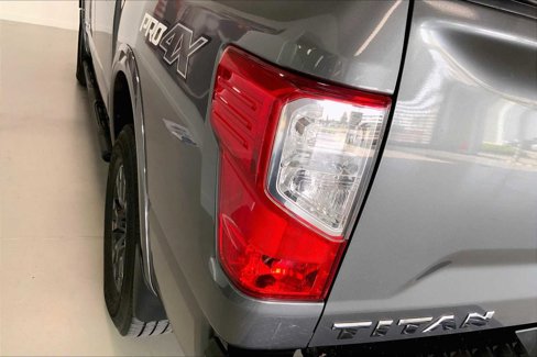Used 2017 Nissan Titan PRO-4X image 29