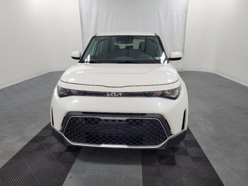 Used 2023 Kia Soul LX w/ LX Technology Package image 15