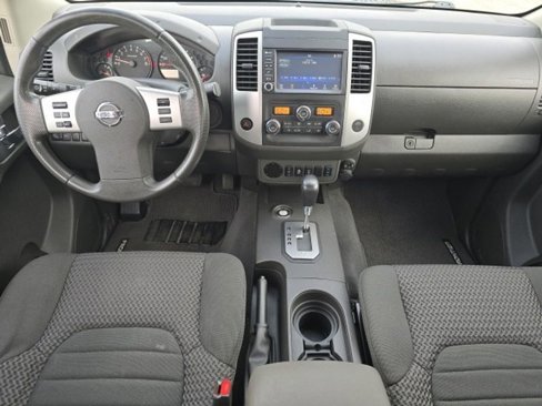 Used 2021 Nissan Frontier SV image 5