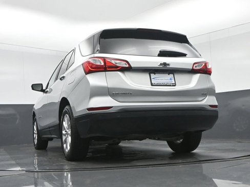 Used 2020 Chevrolet Equinox LS w/ LS Convenience Package image 51