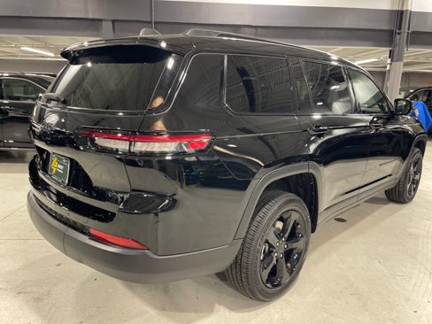 New 2025 Jeep Grand Cherokee L Altitude image 9