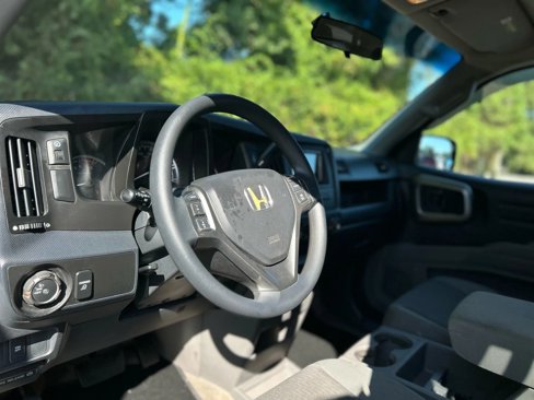 Used 2010 Honda Ridgeline RTS image 14