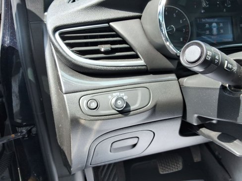 Used 2021 Buick Encore Preferred image 20