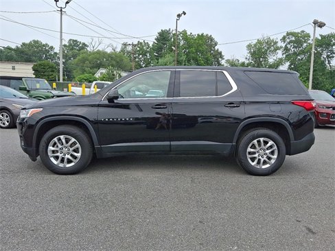 Used 2021 Chevrolet Traverse LS image 7