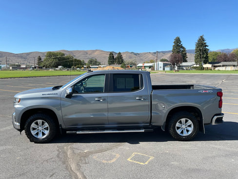 Used 2022 Chevrolet Silverado 1500 LT w/ Safety Package II image 6
