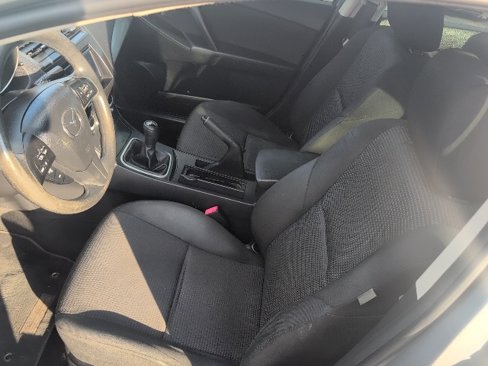 Used 2013 MAZDA MAZDA3 i Sport image 12