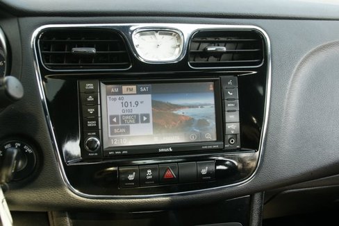 Used 2013 Chrysler 200 Limited w/ Sun/Sound Group image 22
