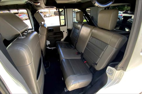 Used 2010 Jeep Wrangler Unlimited Sahara w/ Dual Top Group image 19