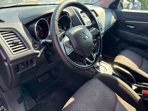Used 2017 Mitsubishi Outlander Sport SE image 12