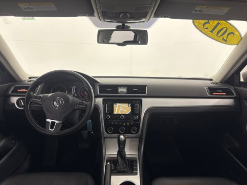 Used 2013 Volkswagen Passat 2.5 SE image 20