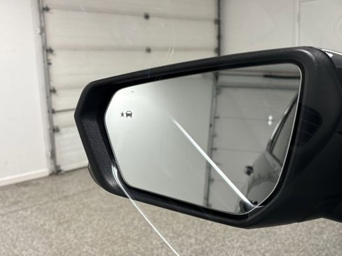Used 2022 Chevrolet Equinox LT image 42