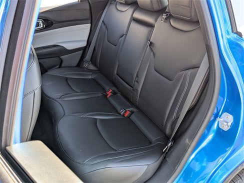 New 2025 Jeep Compass Limited image 18