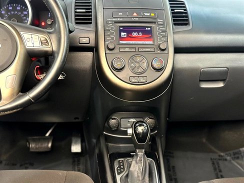Used 2013 Kia Soul + w/ Audio Pkg image 15