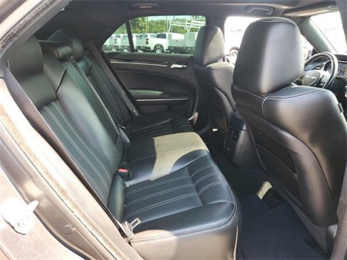 Used 2022 Chrysler 300 S image 15