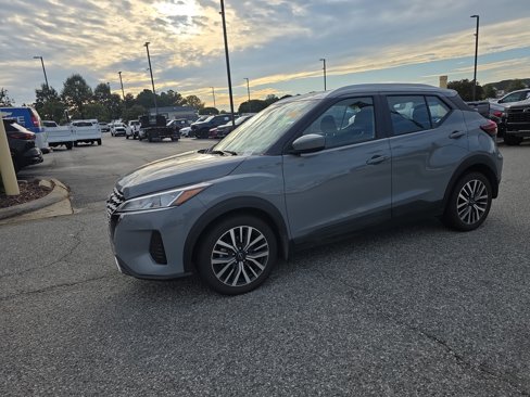 Used 2023 Nissan Kicks SV image 5