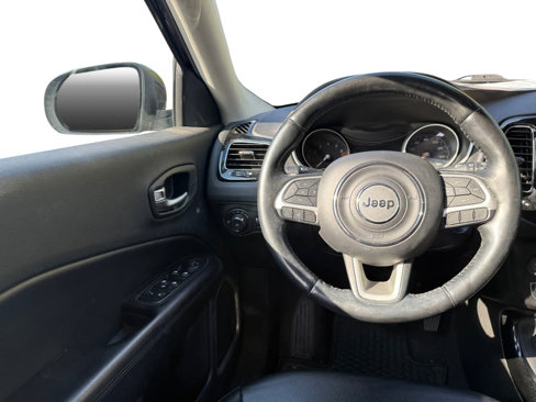 Used 2021 Jeep Compass Latitude image 10
