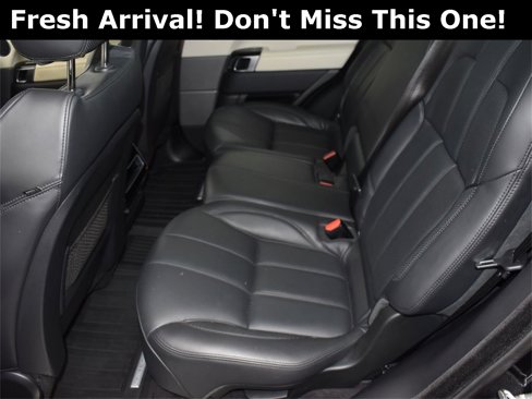 Used 2016 Land Rover Range Rover Sport HSE image 17