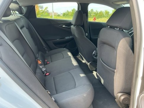 Used 2024 Chevrolet Malibu LT image 12