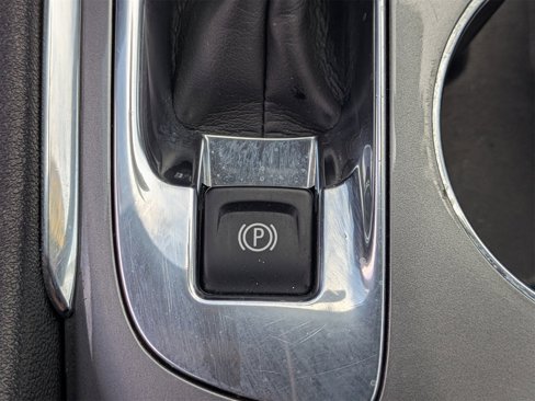 Used 2023 Chevrolet Malibu LT image 13