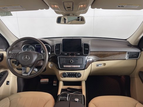 Used 2018 Mercedes-Benz GLE 350 4MATIC image 18