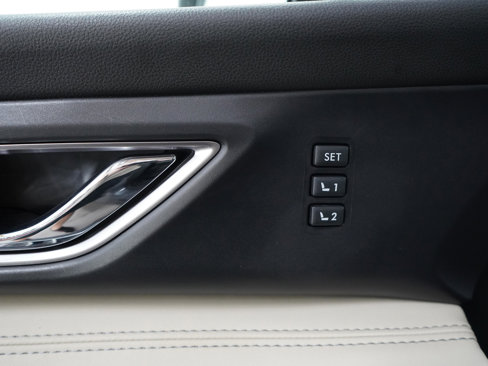 Used 2020 Subaru Ascent Limited w/ Technology Package image 25