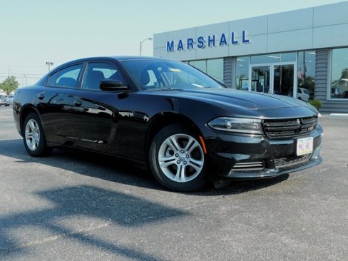 Used 2023 Dodge Charger SXT image 2