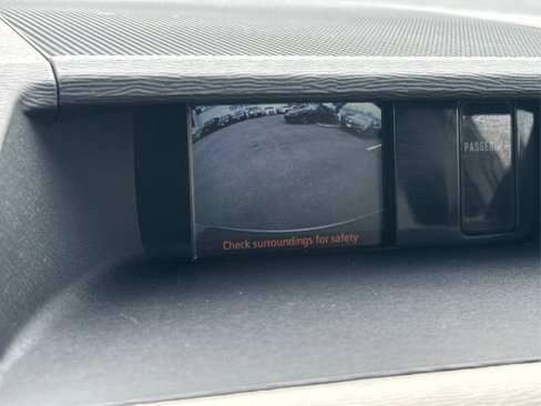 Used 2014 Toyota Sienna LE image 31