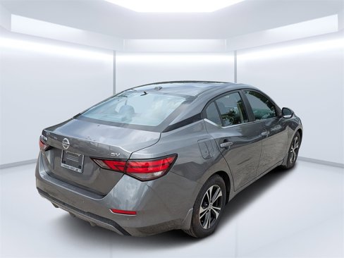 Used 2021 Nissan Sentra SV image 3