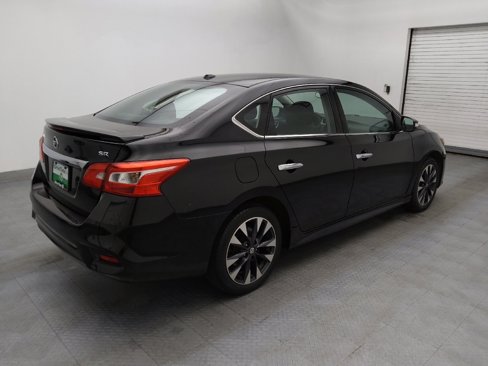 Used 2019 Nissan Sentra SR image 10