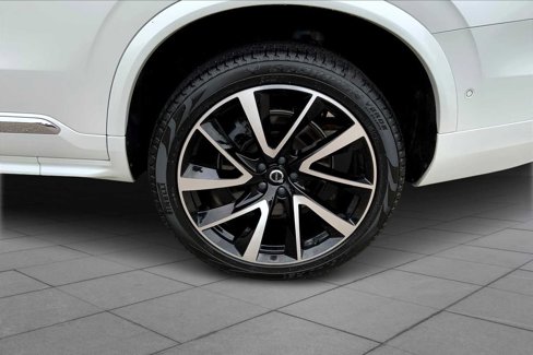 Used 2023 Volvo XC90 B6 Plus w/ Protection Package Premier image 10