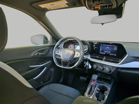 New 2025 Chevrolet Trax RS w/ Sunroof Package image 10