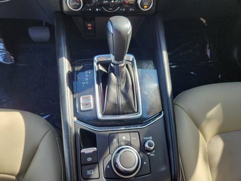 Used 2017 MAZDA CX-5 Touring w/ Preferred Equipment Package image 16