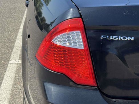 Used 2012 Ford Fusion SE image 9