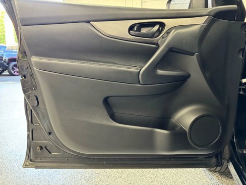Used 2021 Nissan Rogue Sport S image 20