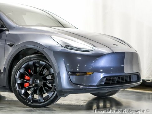 Used 2021 Tesla Model Y Long Range image 2