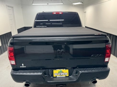 Used 2018 RAM 1500 Express w/ Wheel & Sound Group image 28