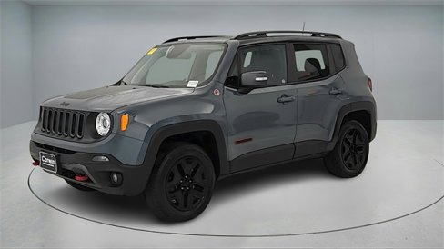 Used 2018 Jeep Renegade Trailhawk image 3