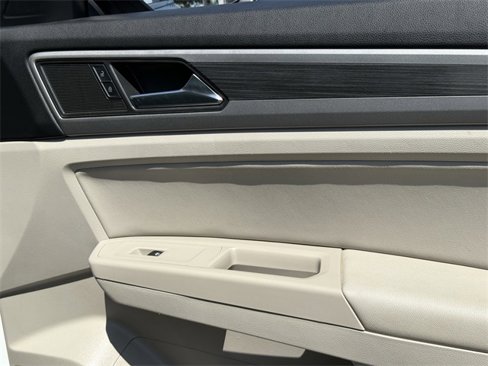 Used 2021 Volkswagen Atlas SEL image 27