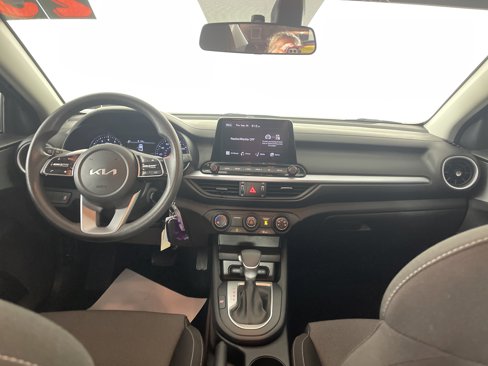 Used 2023 Kia Forte LXS image 13