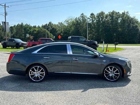 Used 2019 Cadillac XTS Luxury image 4