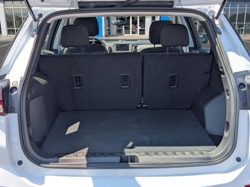 Certified 2024 Chevrolet Equinox LS w/ Driver Confidence II Package image 10