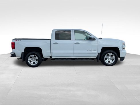 Used 2018 Chevrolet Silverado 1500 LT w/ All Star Edition image 23