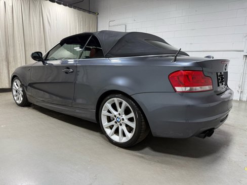 Used 2013 BMW 135i Convertible image 9